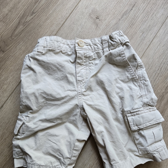 Scene & Heard Set of 2 Henley Shirts (6 & 7) & Set of 2 Cargo Shorts EUC - Picture 14 of 16